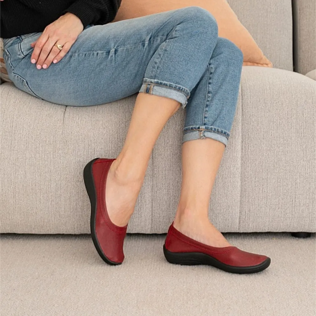 Gauja Ballet - Red