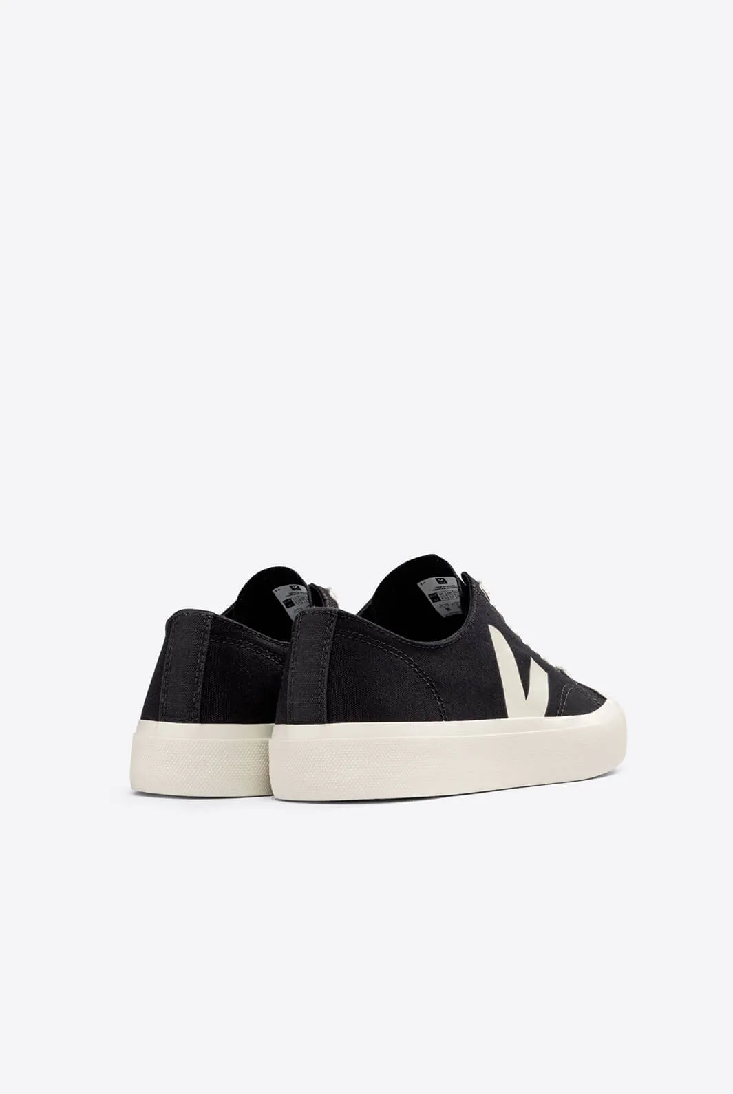 WATA II LOW CANVAS BLACK PIERRE
